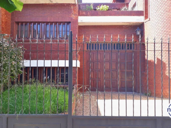 Fachada Venta galpon mas vivienda Victoriano Montes Mar del Plata Nesca Propiedades