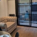 Amplio living comedor reciclado departamento Plaza Colón Mar del Plata