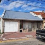 Fachada del PH en alquiler para oficina en Beruti 3454, La Perla, Mar del Plata.